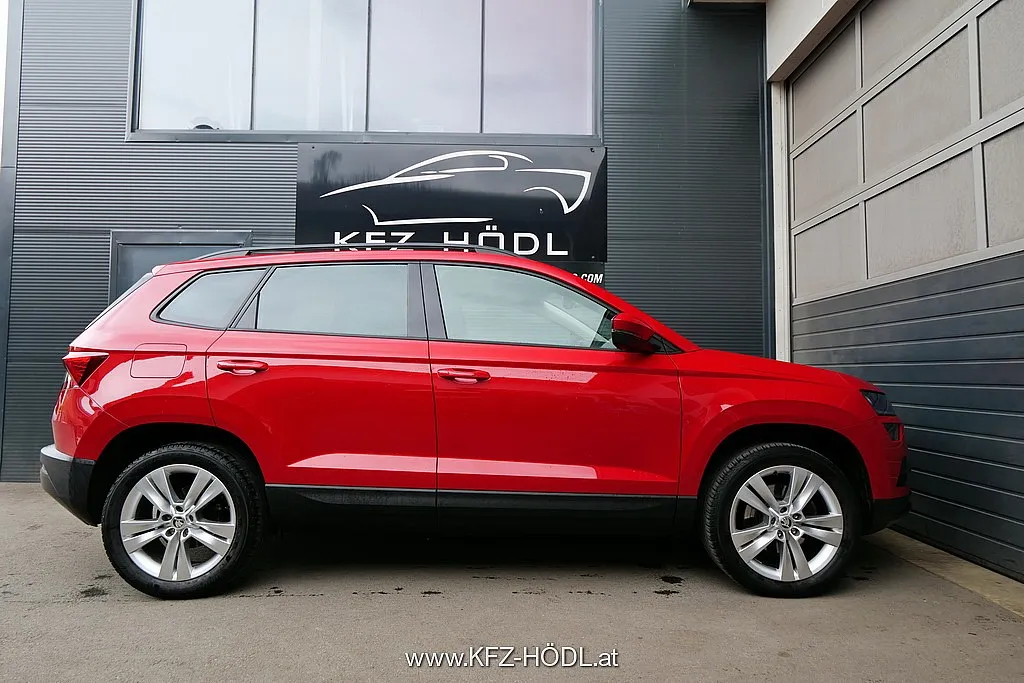 Skoda Karoq 2,0 TDI SCR 4×4 Style DSG Aut. Image 5