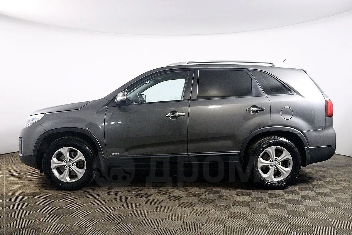 Kia Sorento Image 8